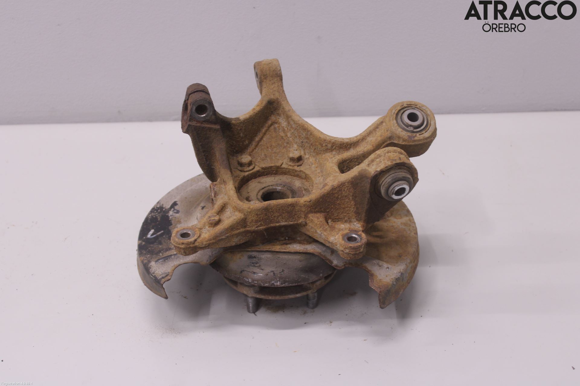 Subaru LEVORG 14-20 Hjullagerhus-Spindel Vä B