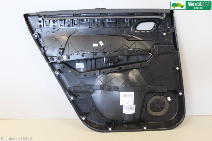 Peugeot 5008 10-16 Dörrklädsel Hö