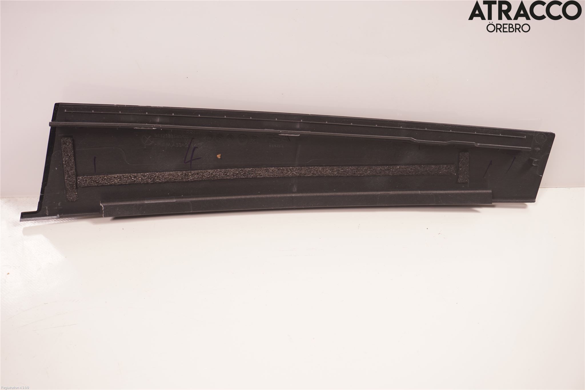 Citroen DS 4 / DS 4 E-TENSE 22- Dörr Dekorlist Bak Vä