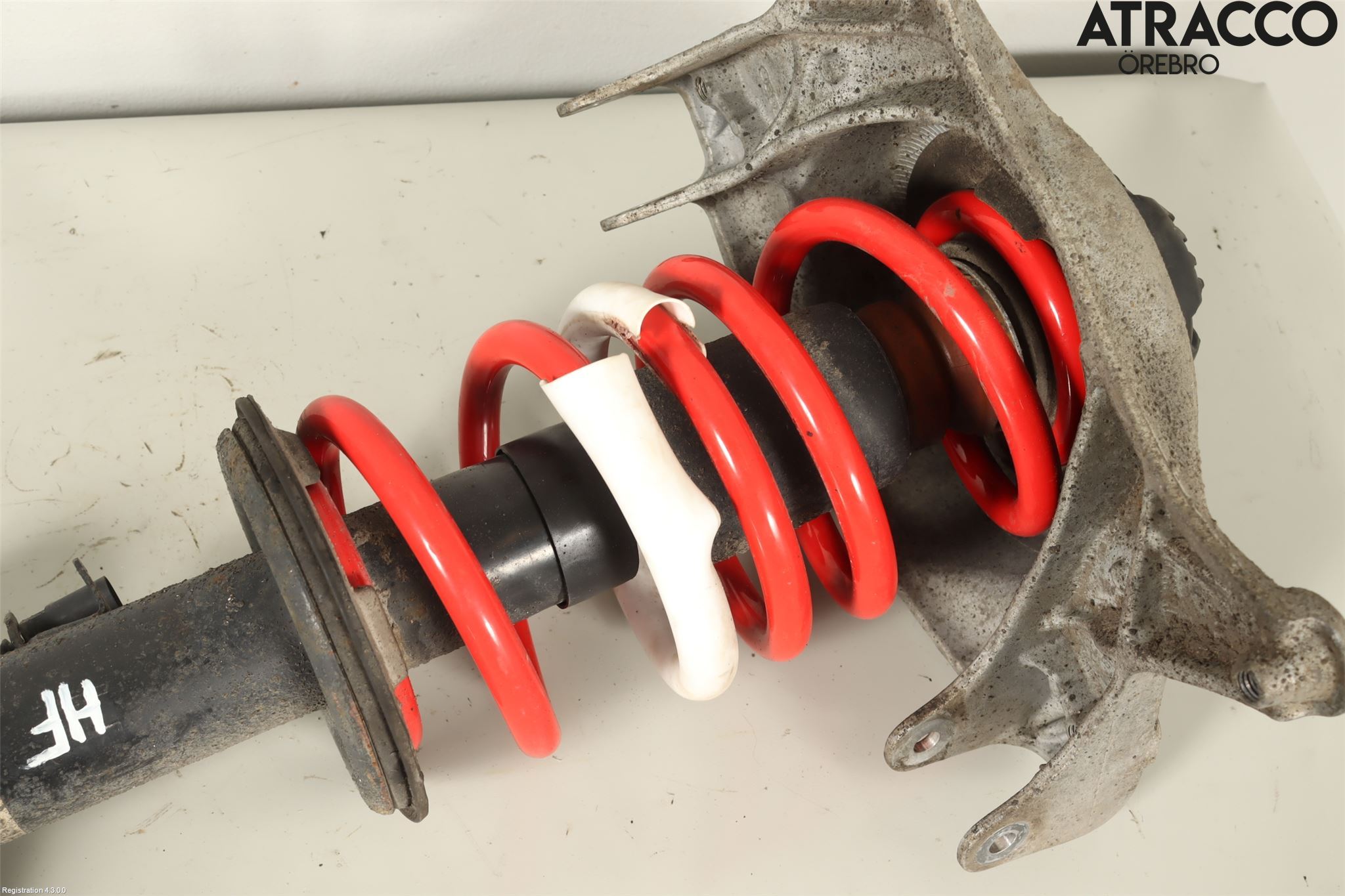 Audi A5 07-16 Fjäderben Fram Höger