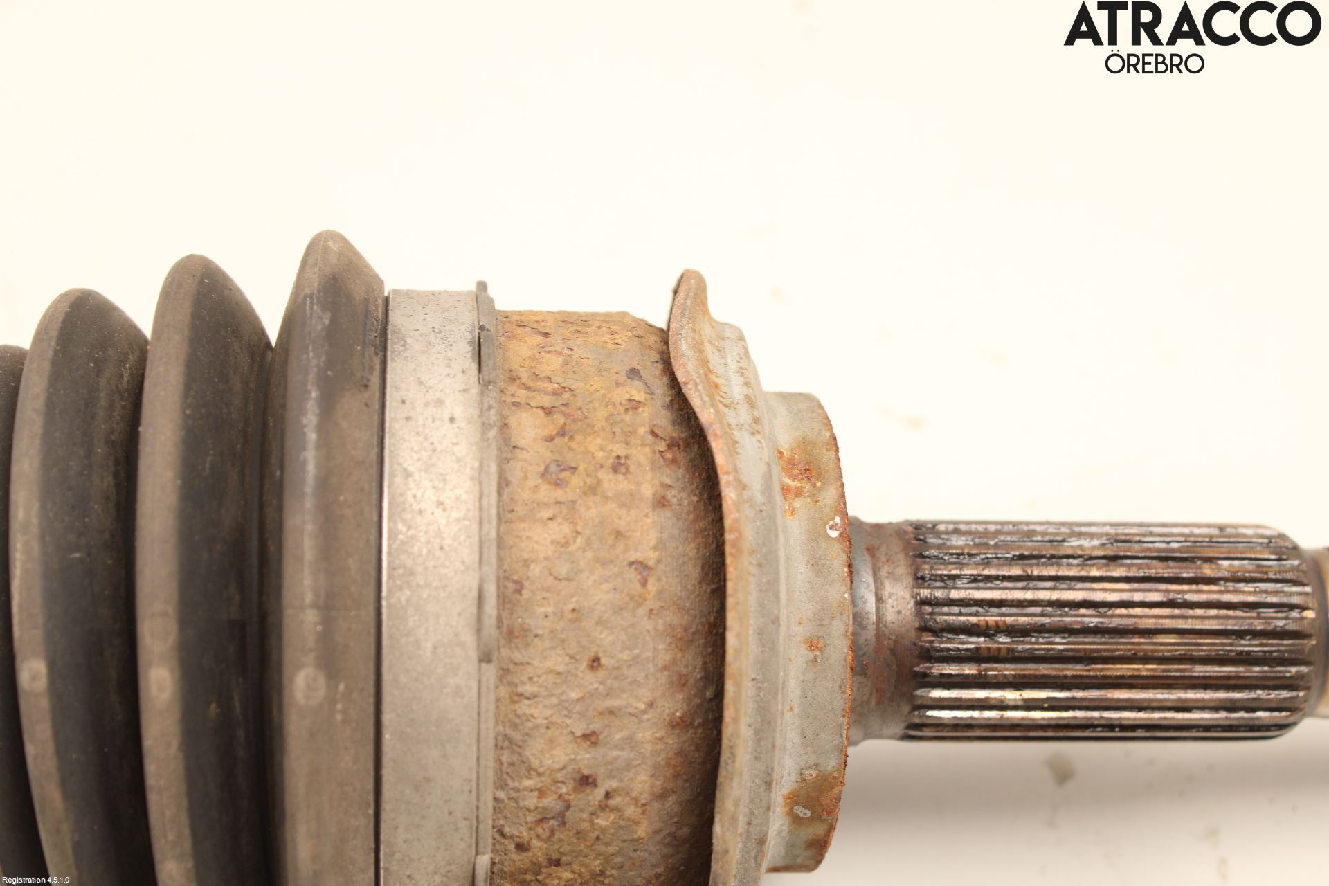 Toyota YARIS XP130 15-20 Drivaxel Fram Höger
