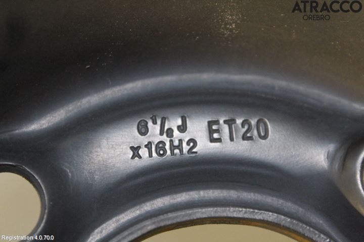 Peugeot 2008 13-20 Sommardäck Plåtfälg 4St