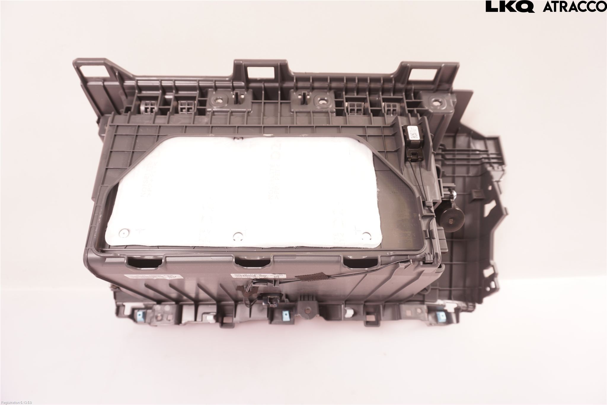Kia EV3 26->> Handskfack