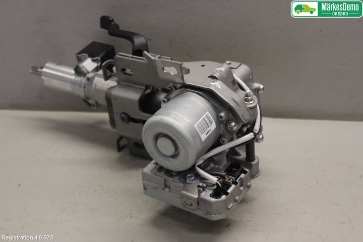 Nissan QASHQAI 14-17 Rattaxelagg Med Inb Servo