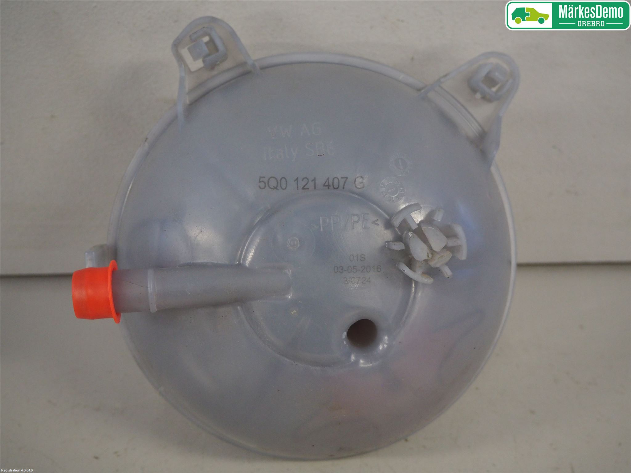 Volkswagen VW PASSAT 15-19 Expansionstank