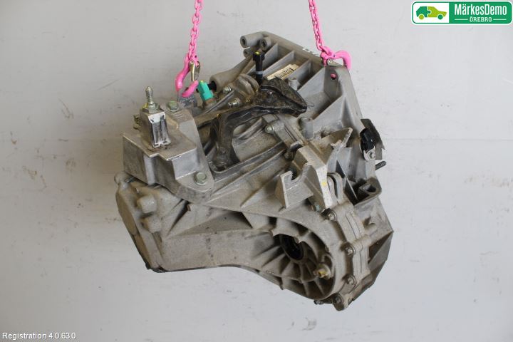 Nissan PULSAR Växellåda Man 6 Vxl