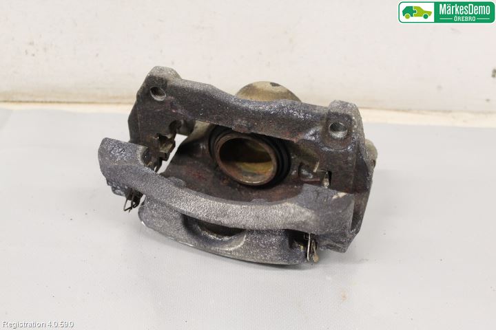 Nissan QASHQAI 14-17 Bromsok Fram Höger