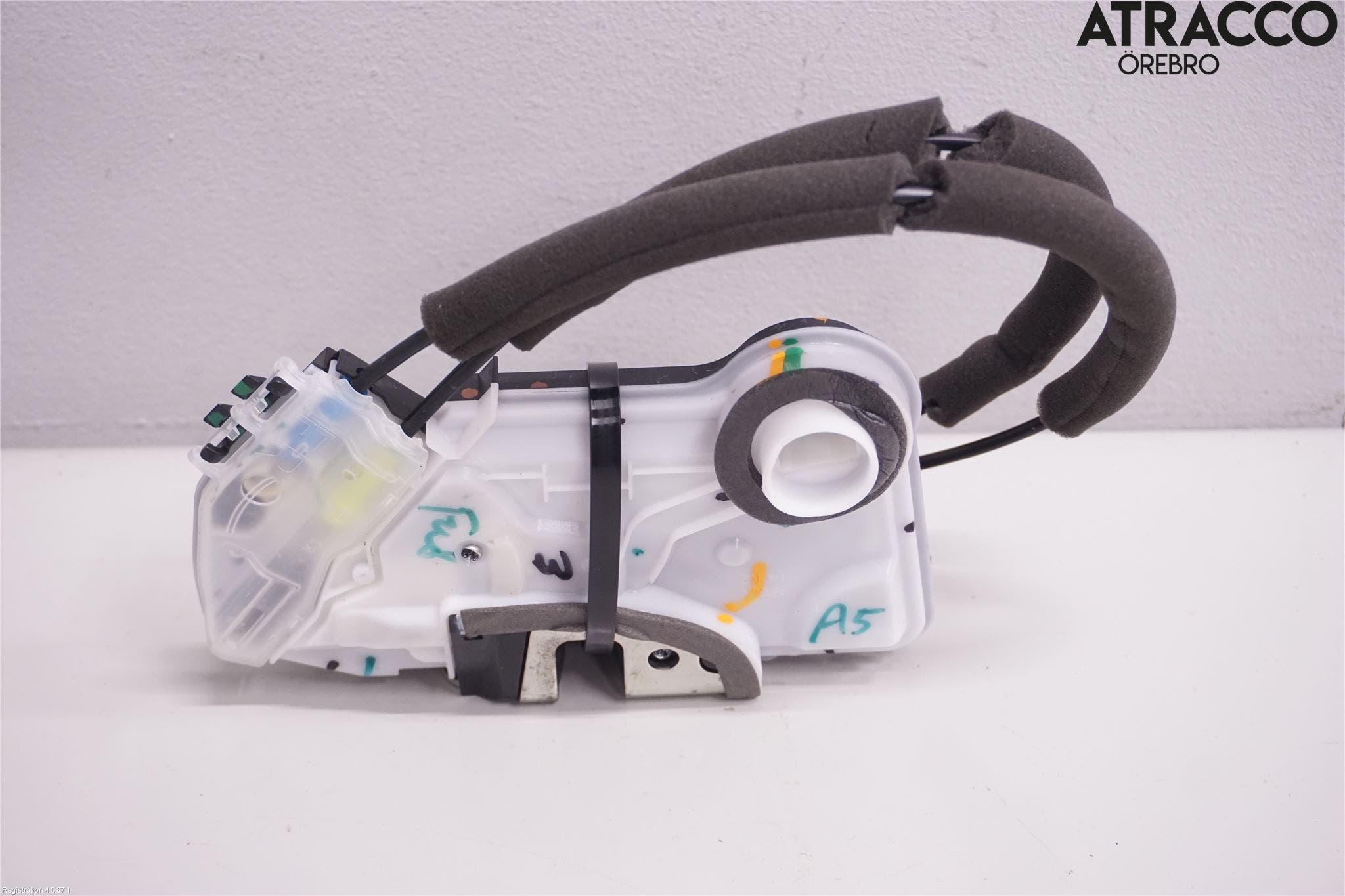 Toyota C-HR 16-23 Låskista-Dörrlås