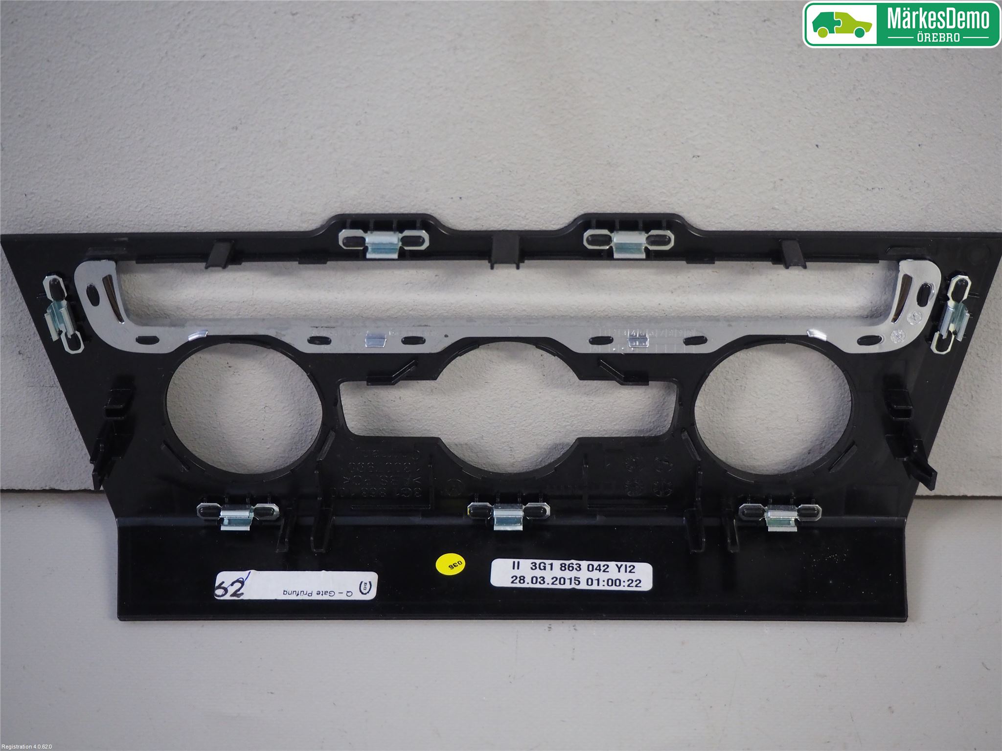Volkswagen VW PASSAT 15-19 Instrument-Radio Sarg