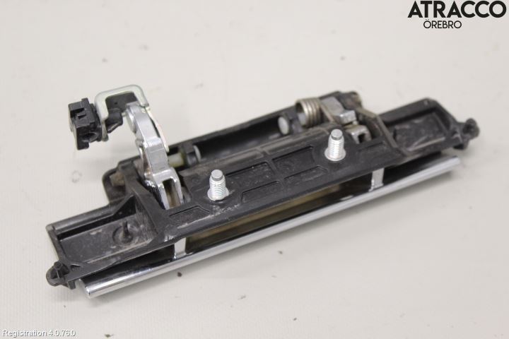 Mitsubishi L200 16-23 Bakluckehandtag