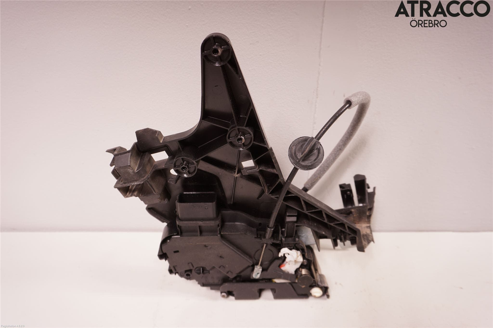 Volvo V70 08-13 Låskista-Dörrlås