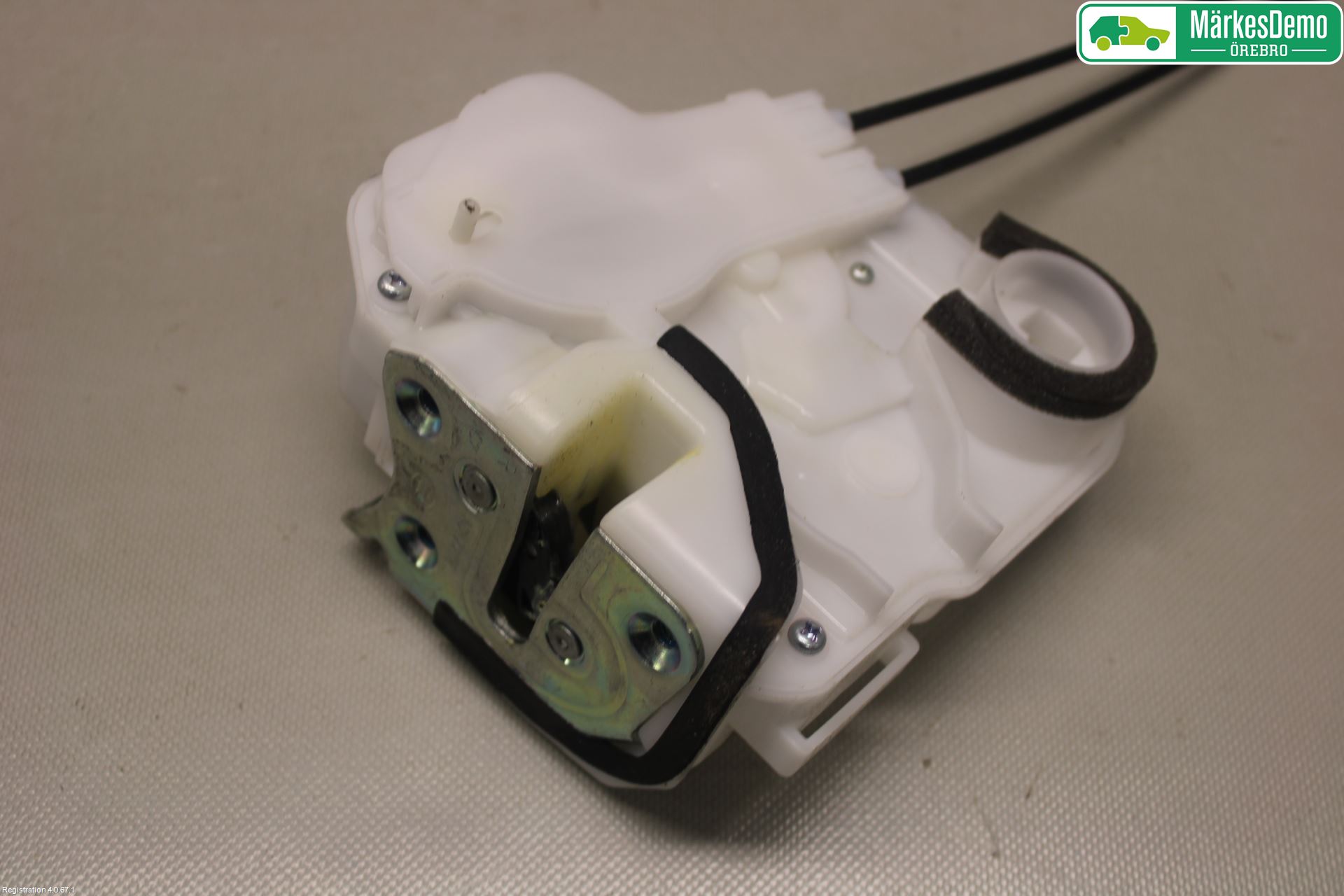 Mitsubishi OUTLANDER 13-21 Låskista-Dörrlås