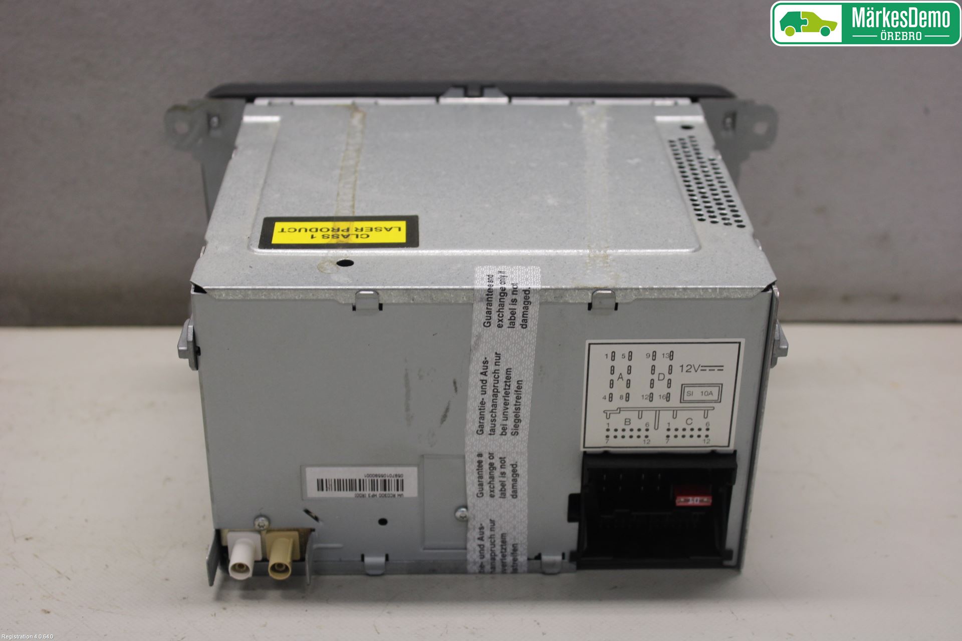 Volkswagen VW CADDY      04-10 Cd Radio - Multimediapanel