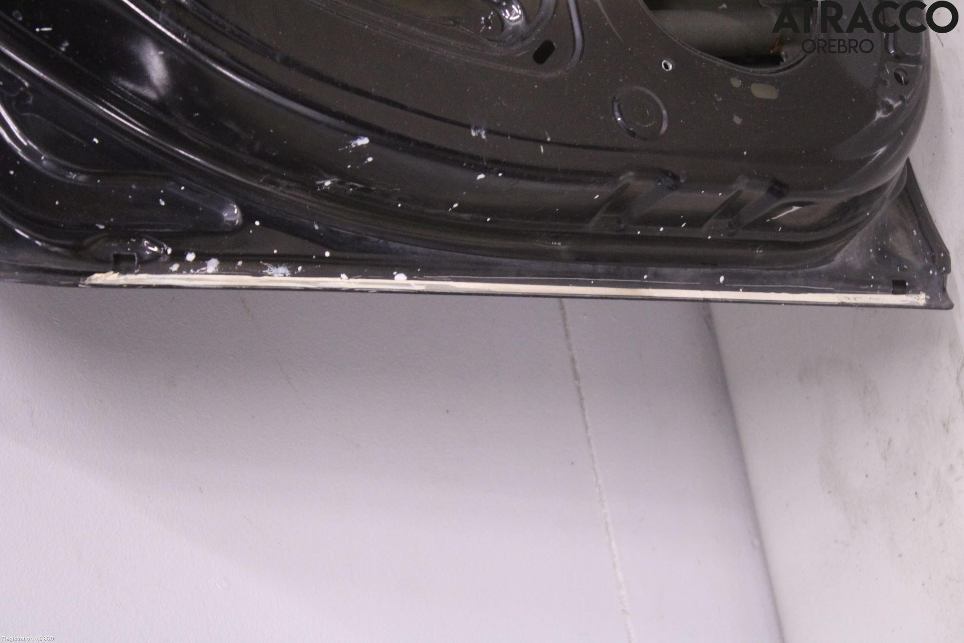 Nissan NOTE E11 06-14 Dörr Bak Vänster