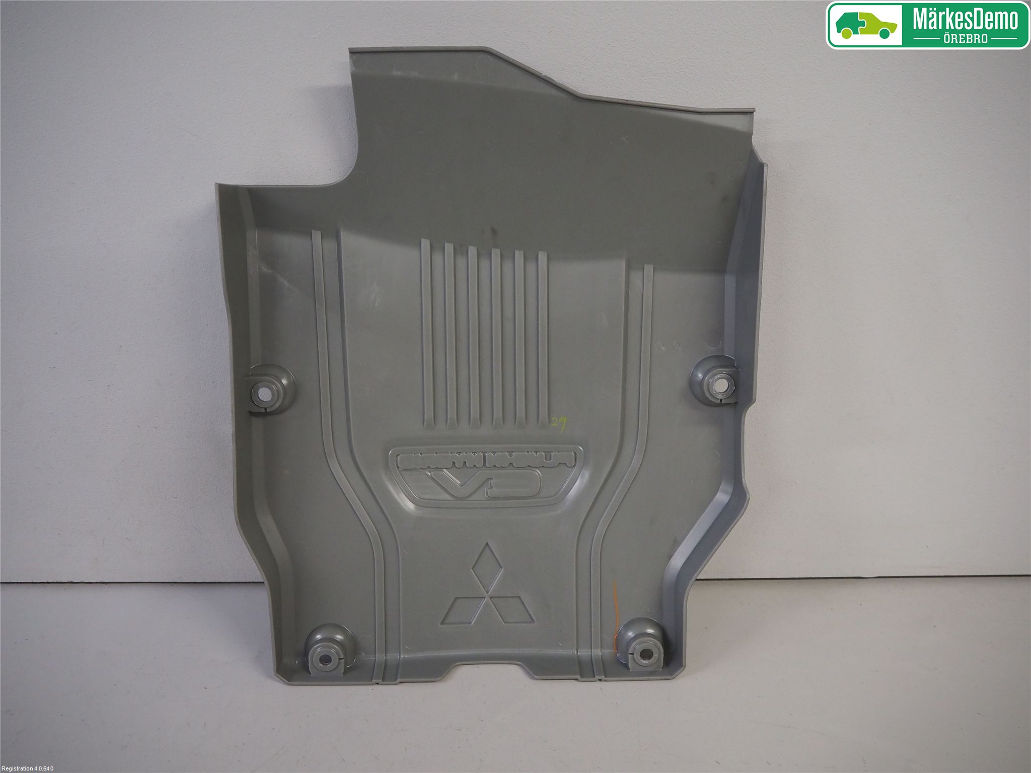 Mitsubishi OUTLANDER 13-21 Motorkåpa