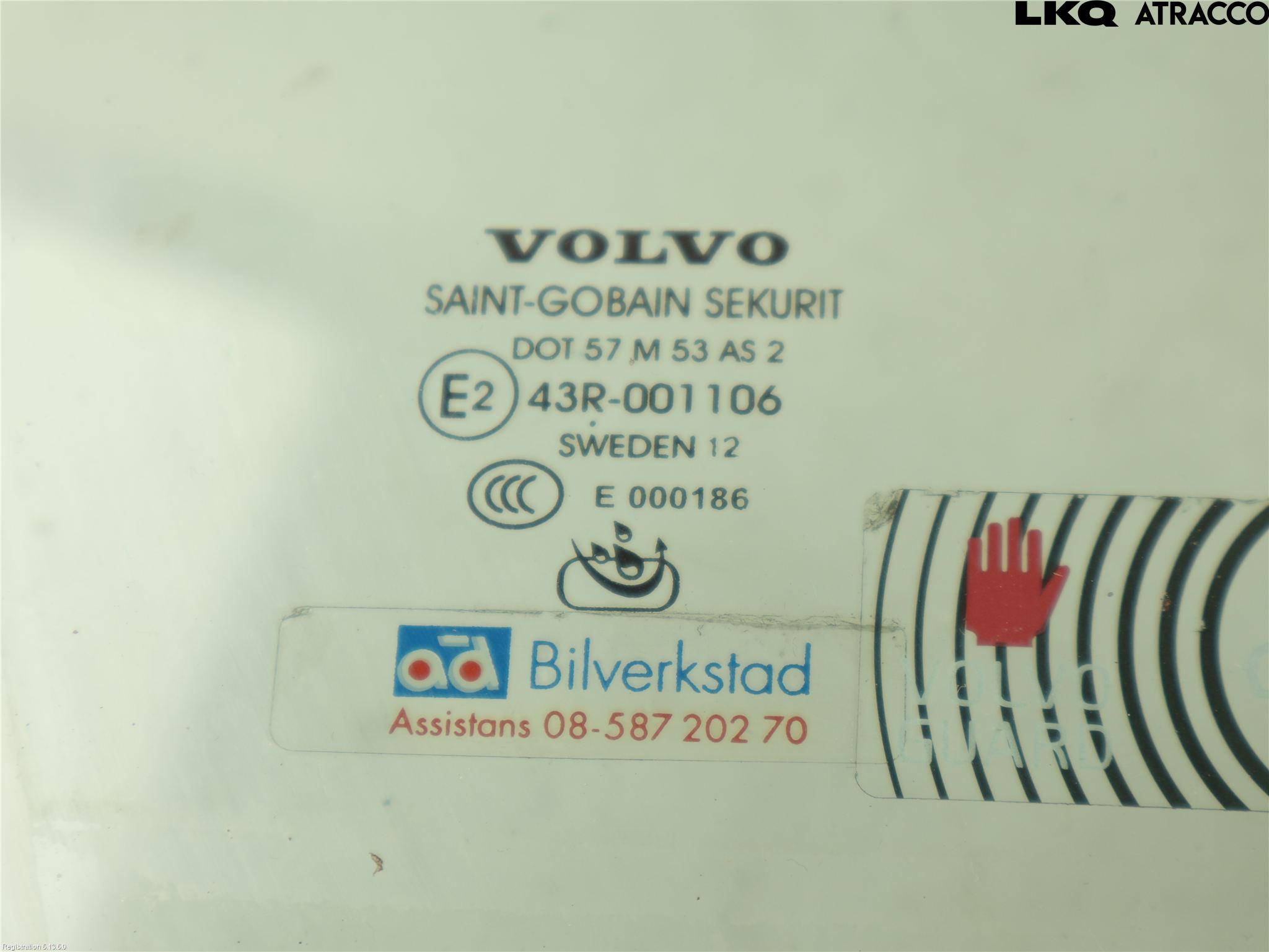 Volvo V70 08-13 Dörruta Fram Höger