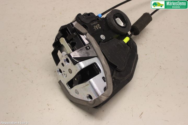 Subaru FORESTER SJ 13-18 Låskista-Dörrlås