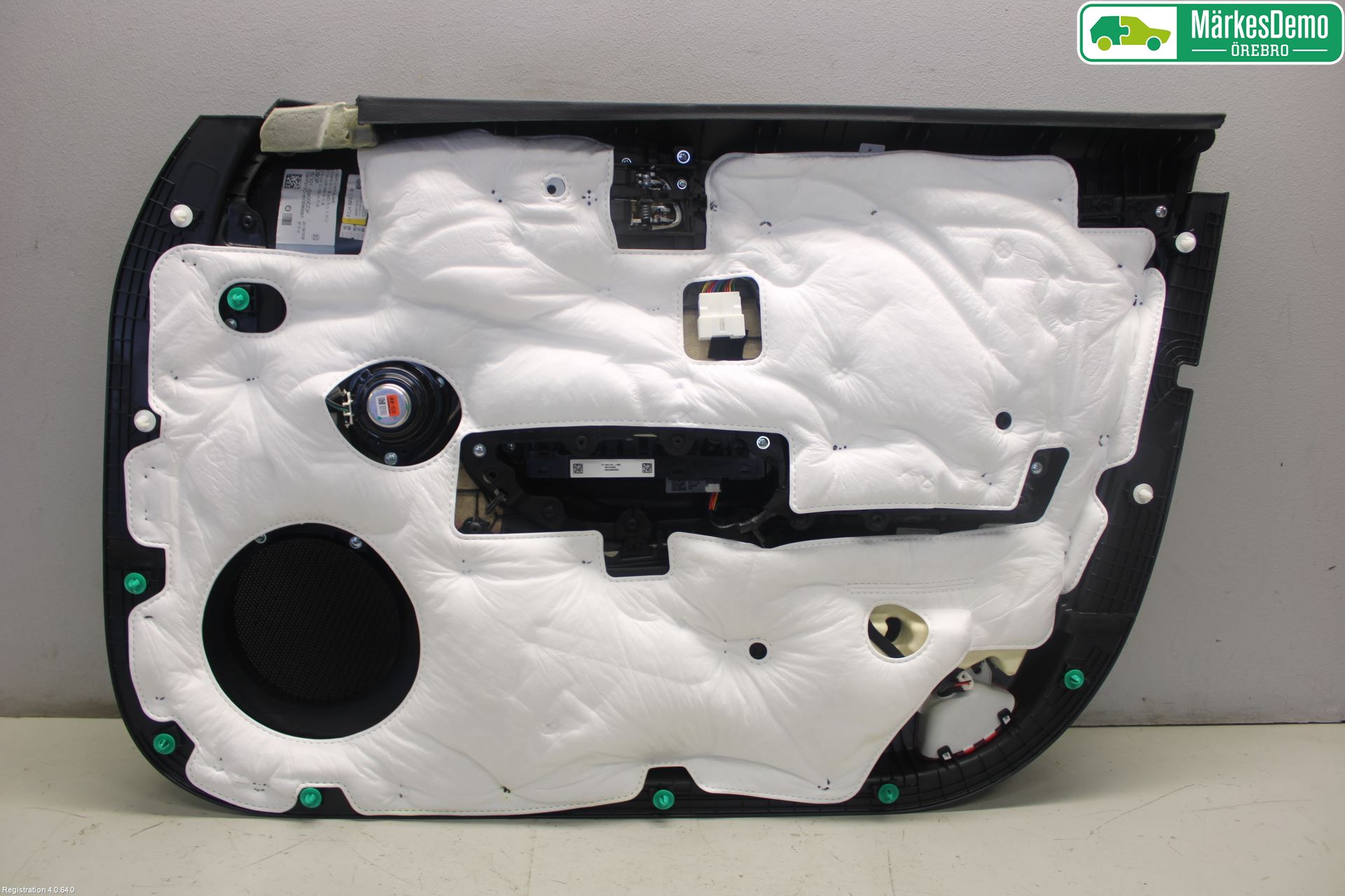 Kia STINGER 18- Dörrklädsel Vä