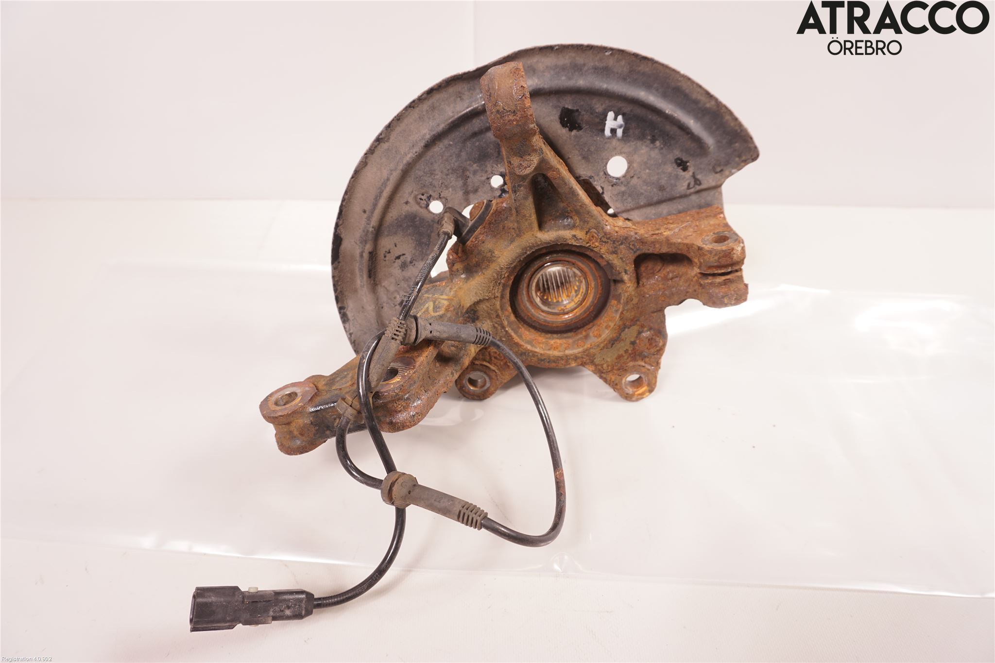 Renault CLIO IV 12-16 Styrspindel Lagerhus Hö