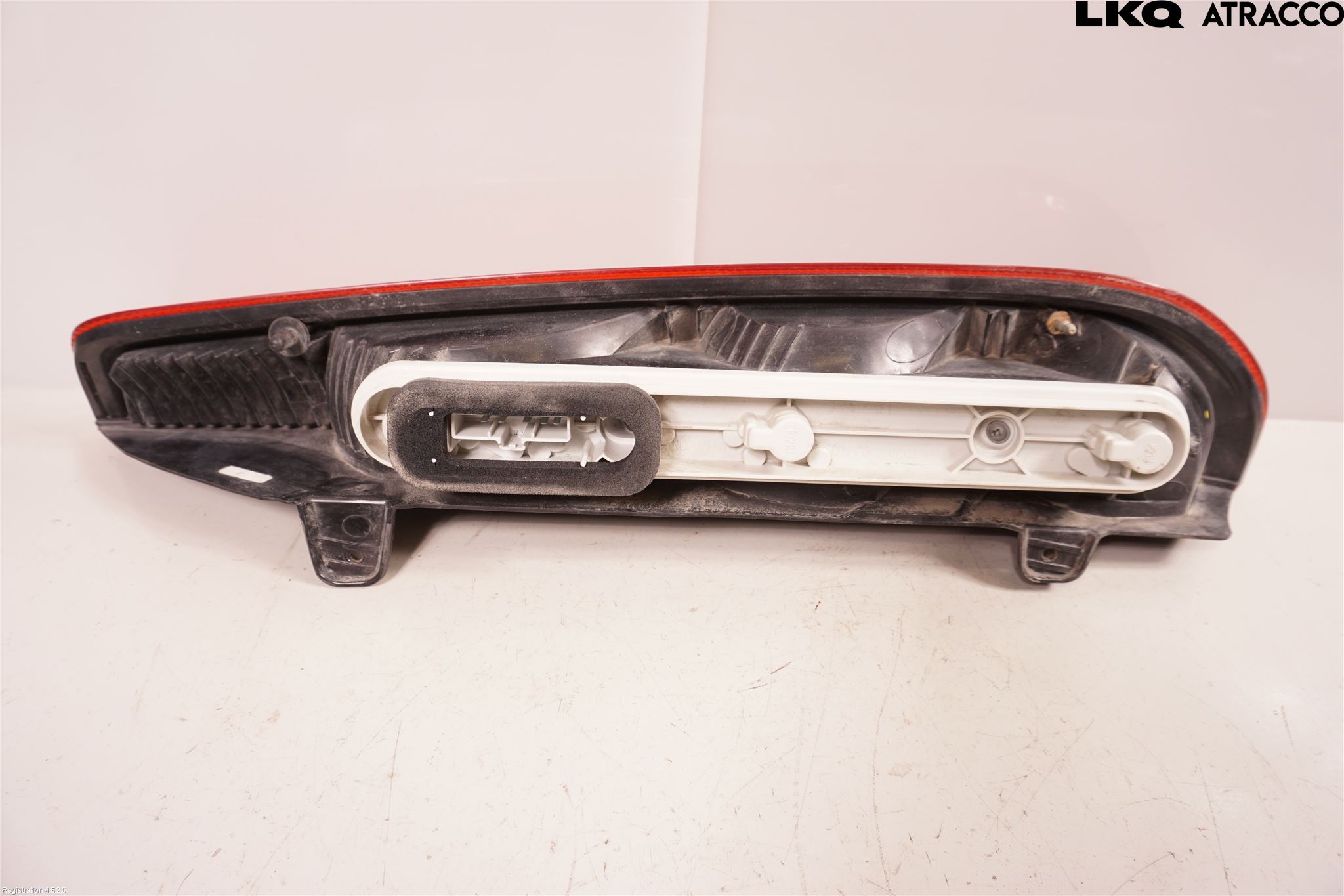 Ford FOCUS     04-07 Bakljus Vänster