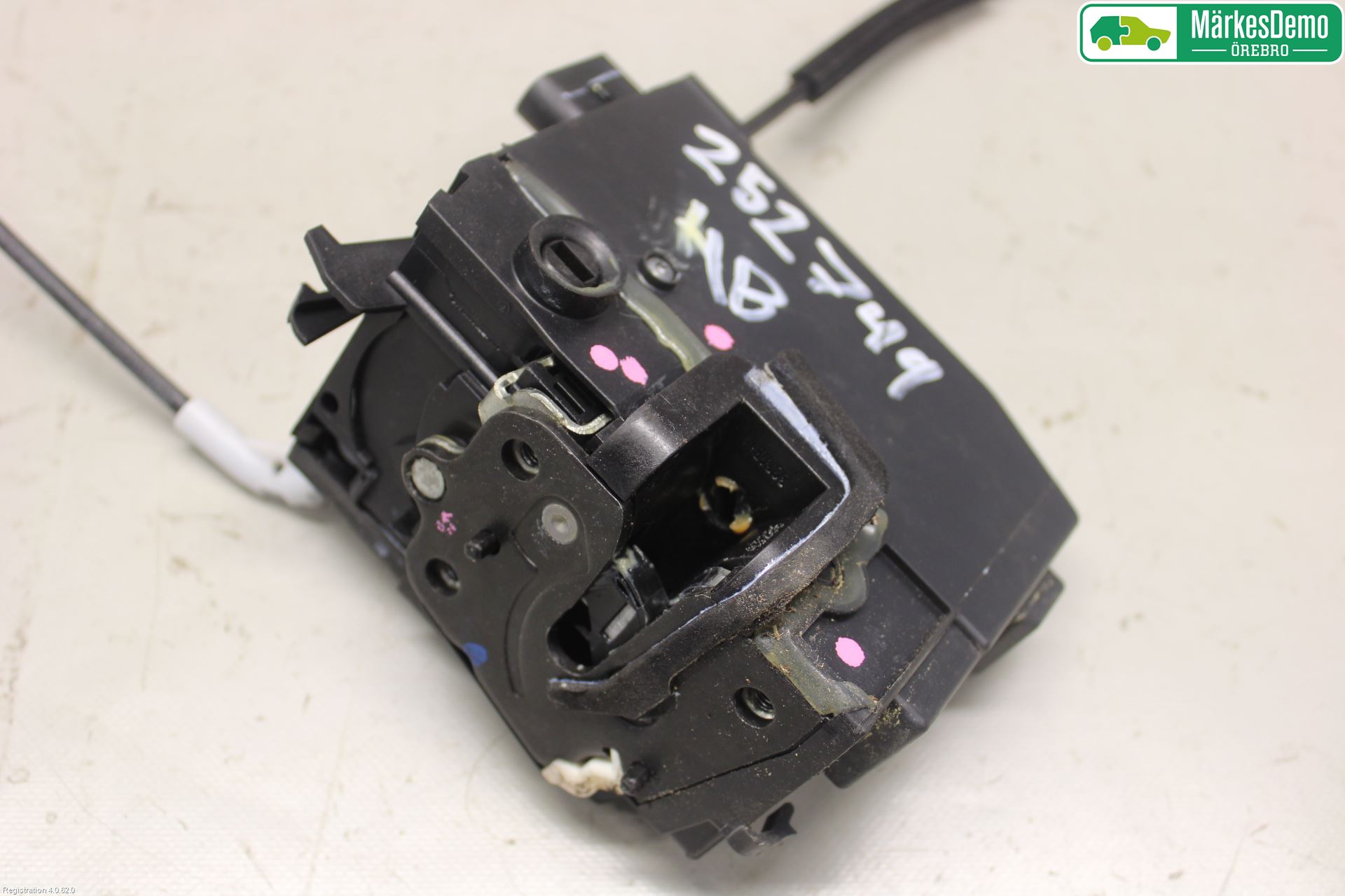 Peugeot 308 14-21 Låskista-Dörrlås