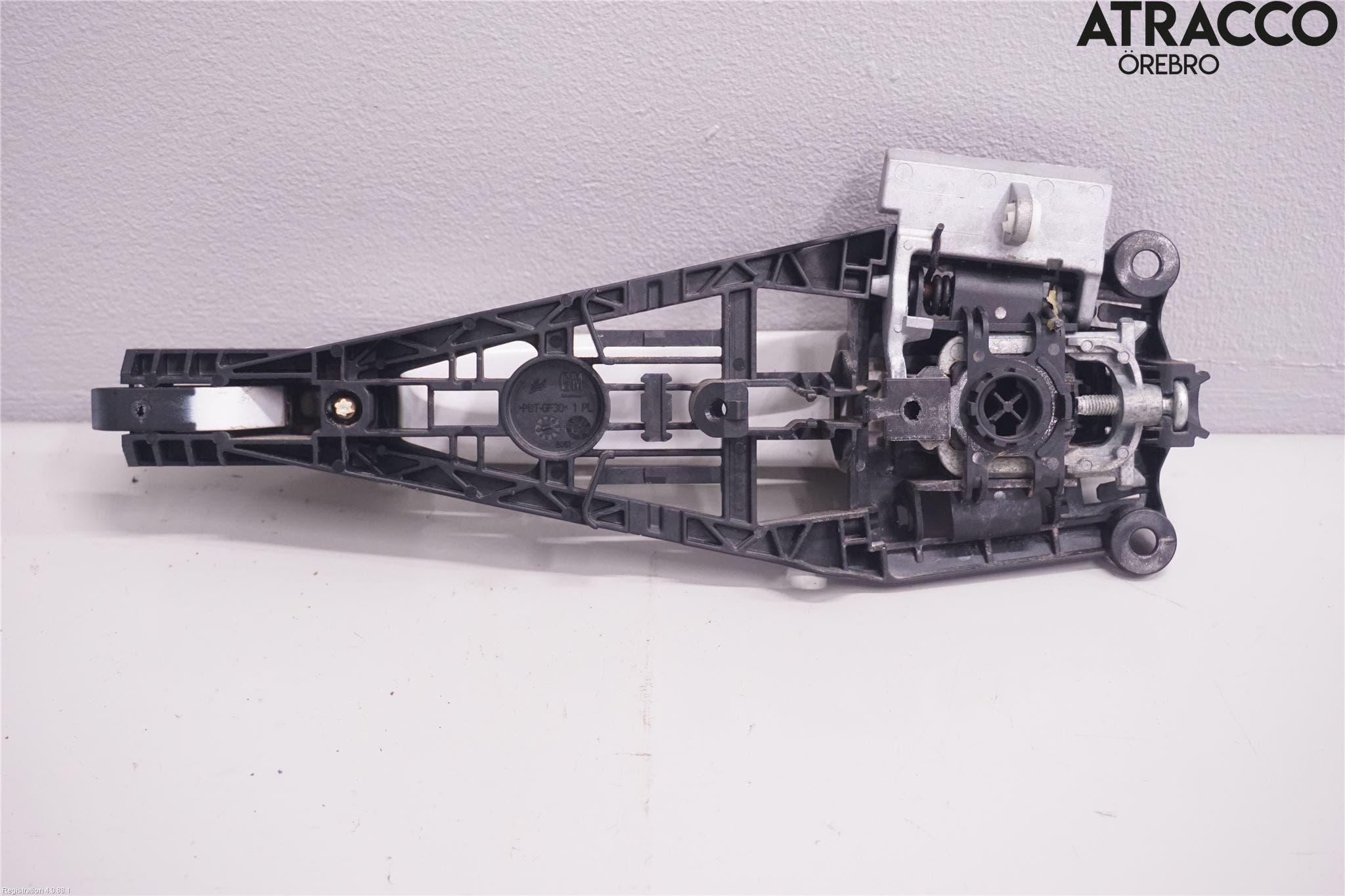 Opel INSIGNIA 09-16 Dörrhandtag Yttre Hö