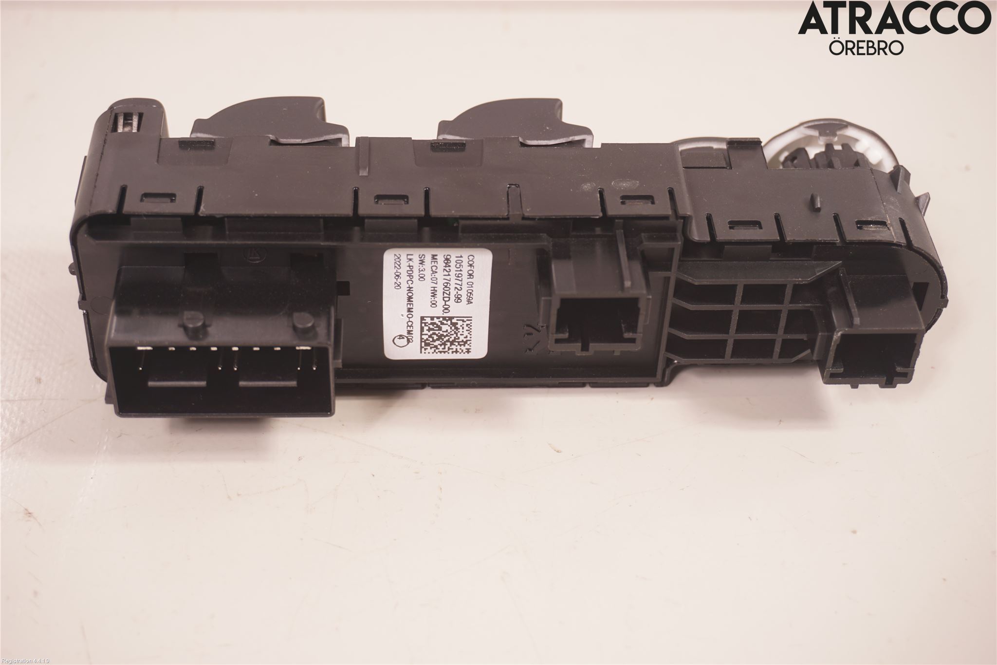 Peugeot 2008/E-2008 20- Strömställare Elhiss