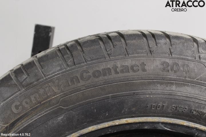 Opel VIVARO 15-19 Sommardäck Med Fälg