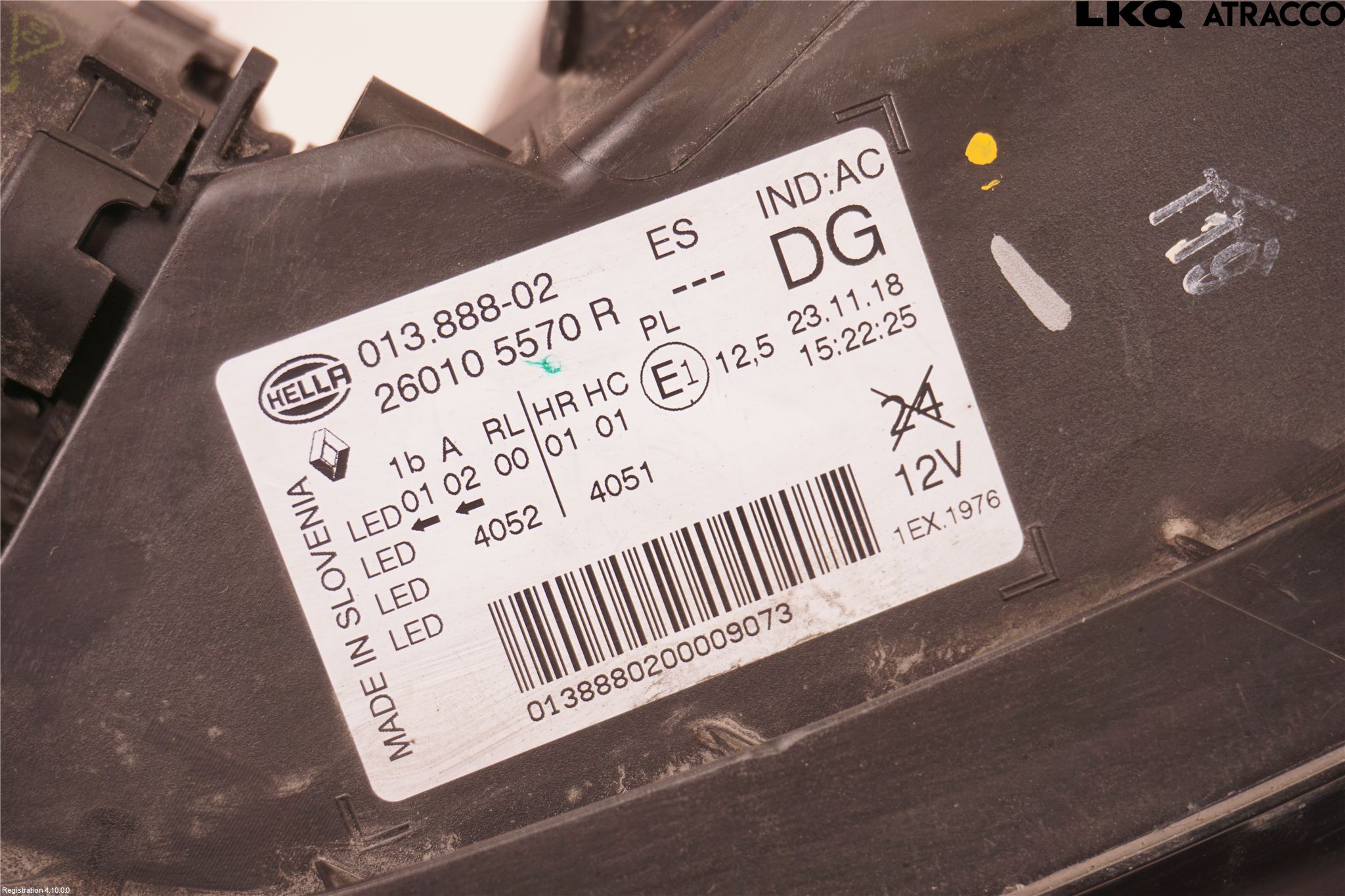 Renault KADJAR 15- Strålkastare Höger