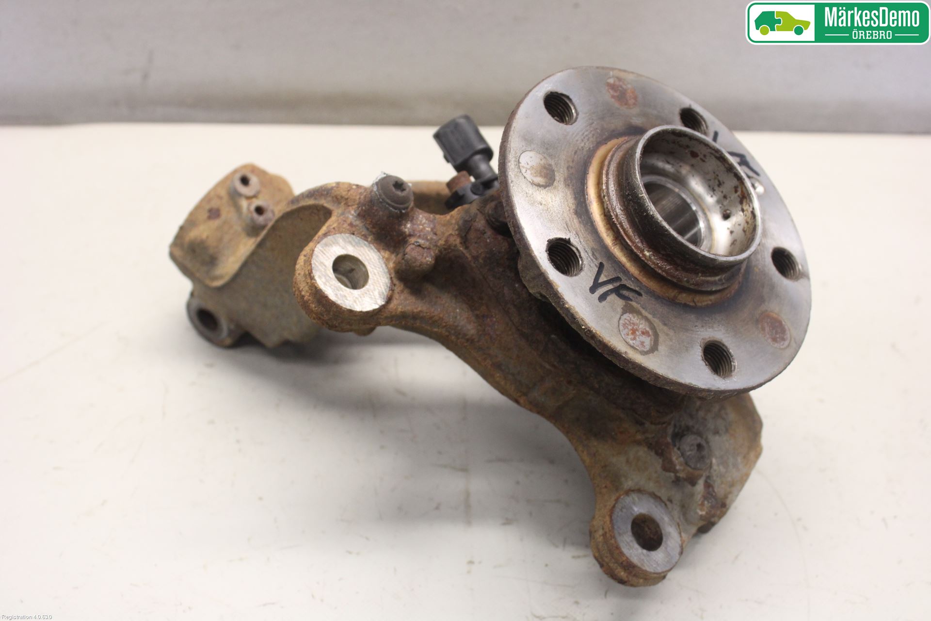 Skoda OCTAVIA (5E) 13-20 Styrspindel Lagerhus Vä