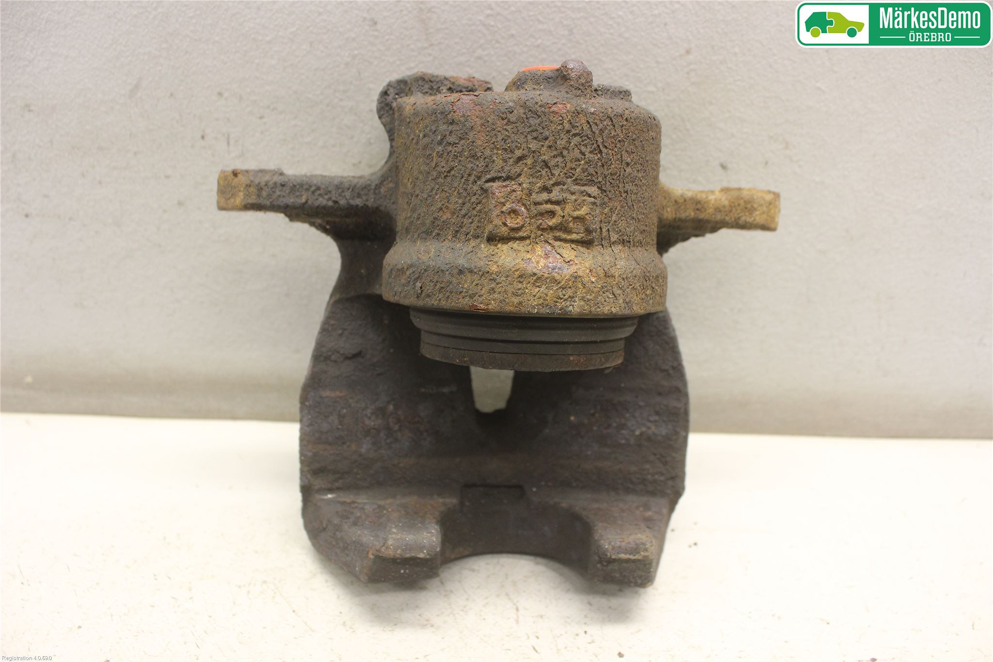 Toyota RAV 4 06-12 Bromsok Fram Vänster