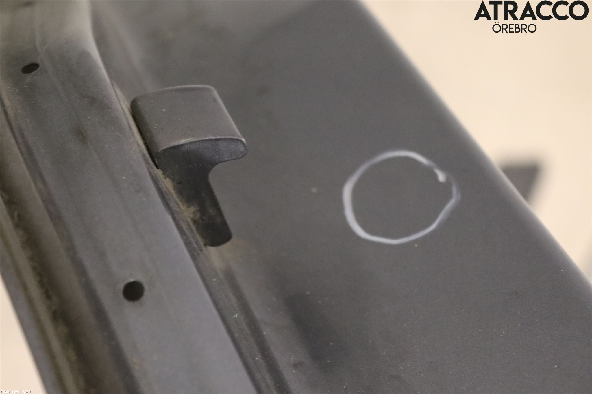 BMW 5 E60/61 Sed/Tou 02-10 Dörr Bak Höger