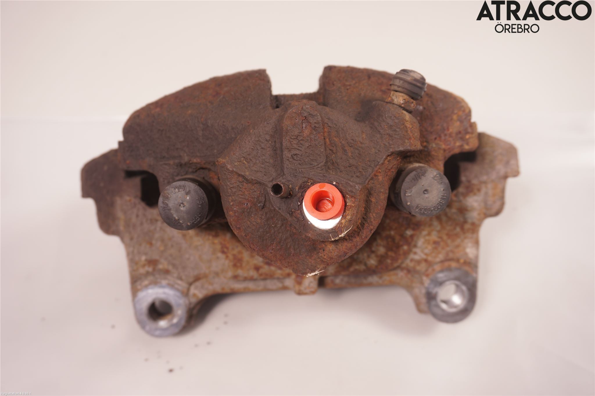 Volkswagen VW PASSAT 11-14 Bromsok Fram Höger