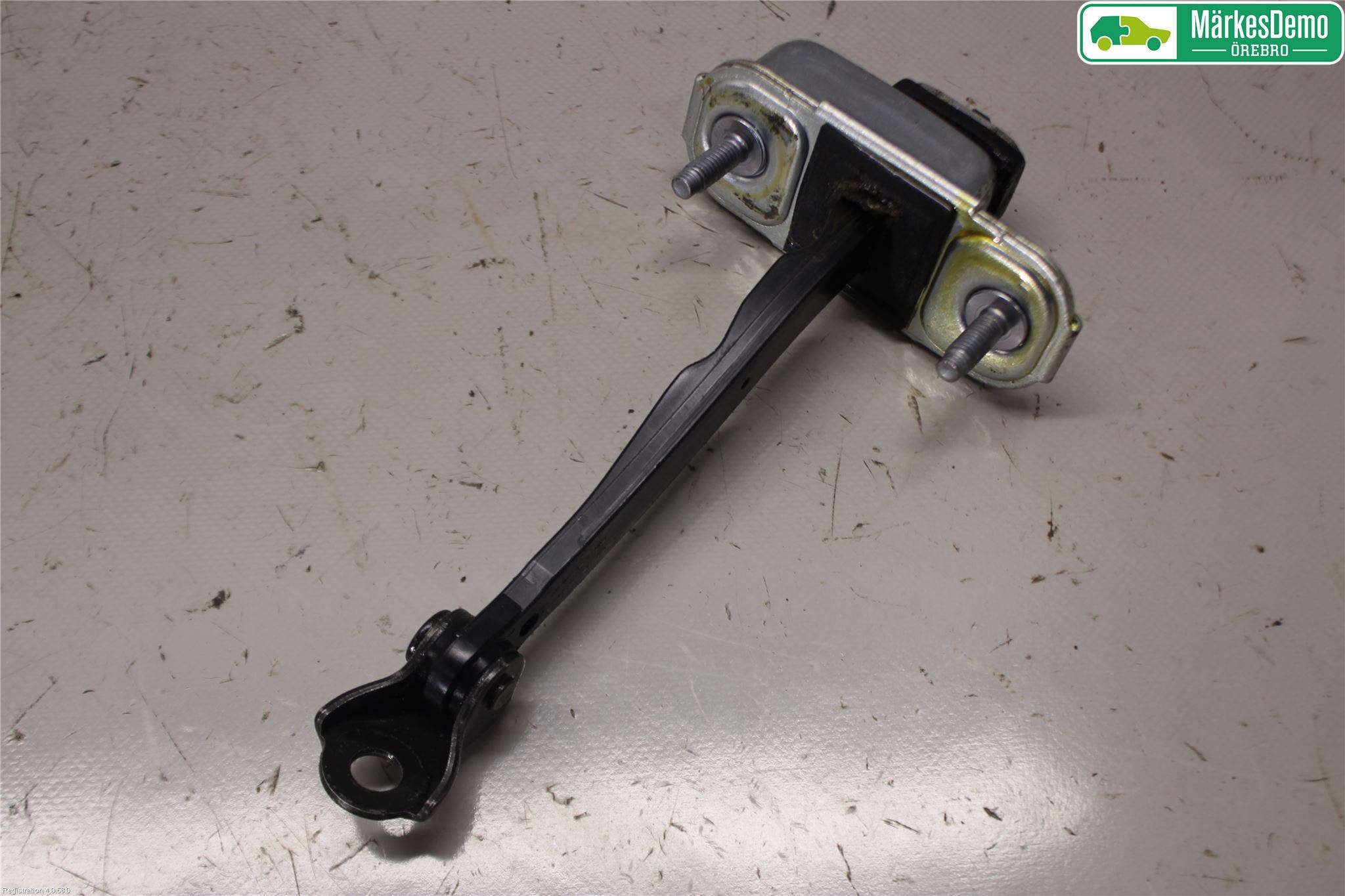 Hyundai i40 08-15 Dörrstopp