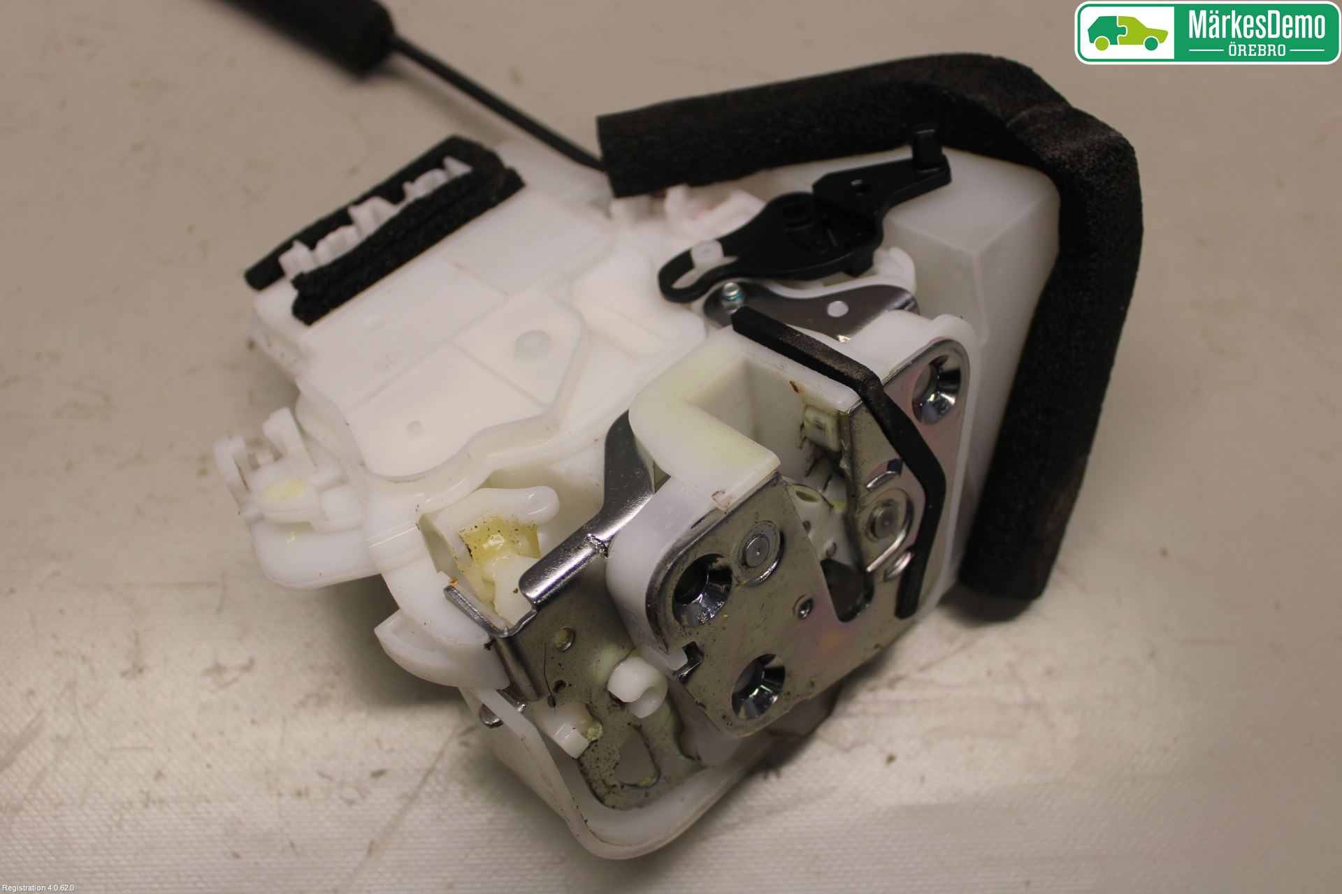 Subaru LEGACY 10-14 Låskista-Dörrlås