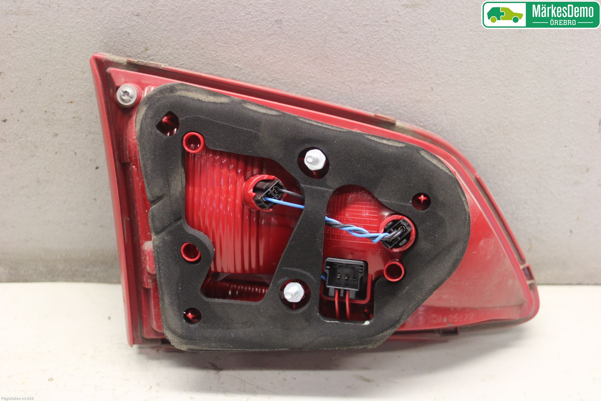 Volkswagen VW PASSAT 11-14 Bakljus Lucka Hö