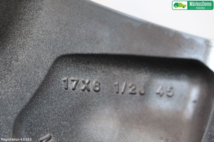 Nissan PULSAR Sommardäck Med Fälg