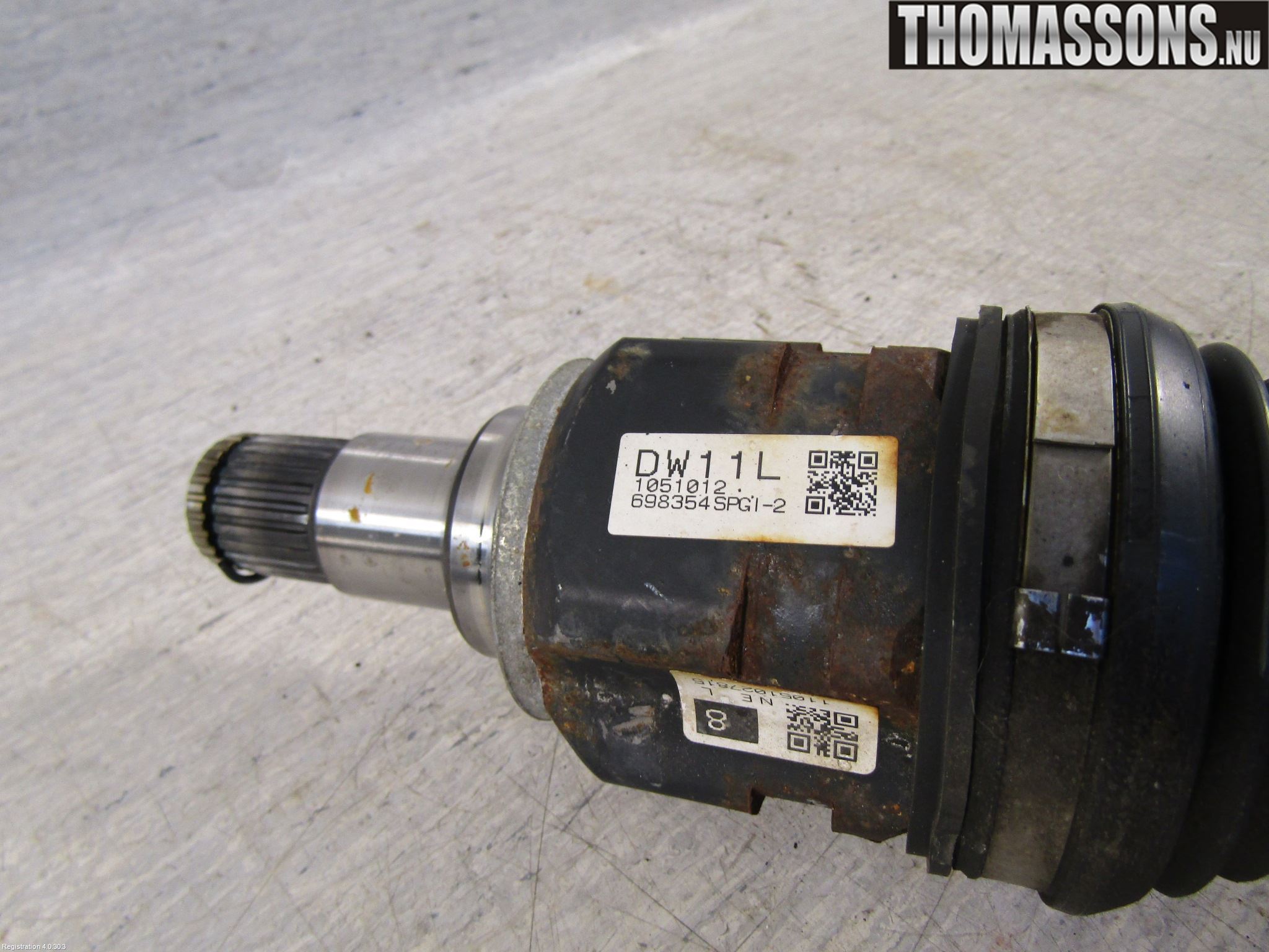 Toyota PRIUS ZVW30 09-20 Drivaxel Fram Vänster