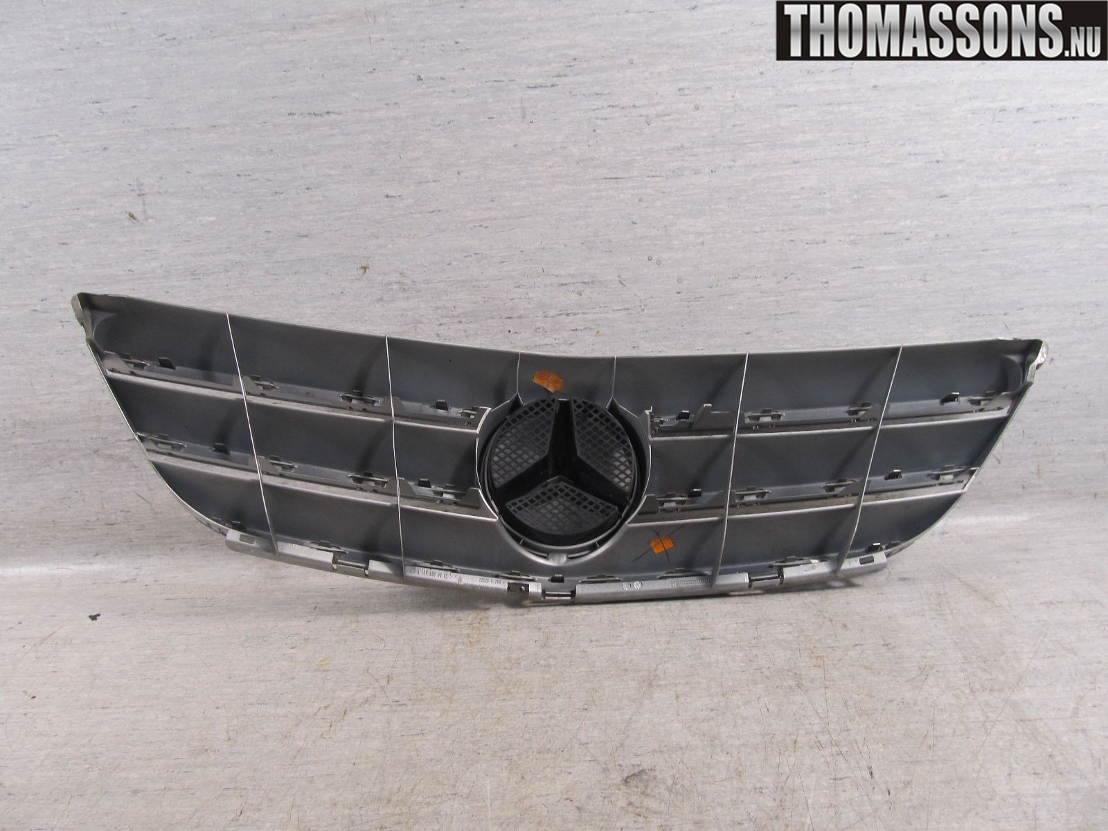 Mercedes-Benz MB B-KLASS (W245) 05-12 Grill Komp