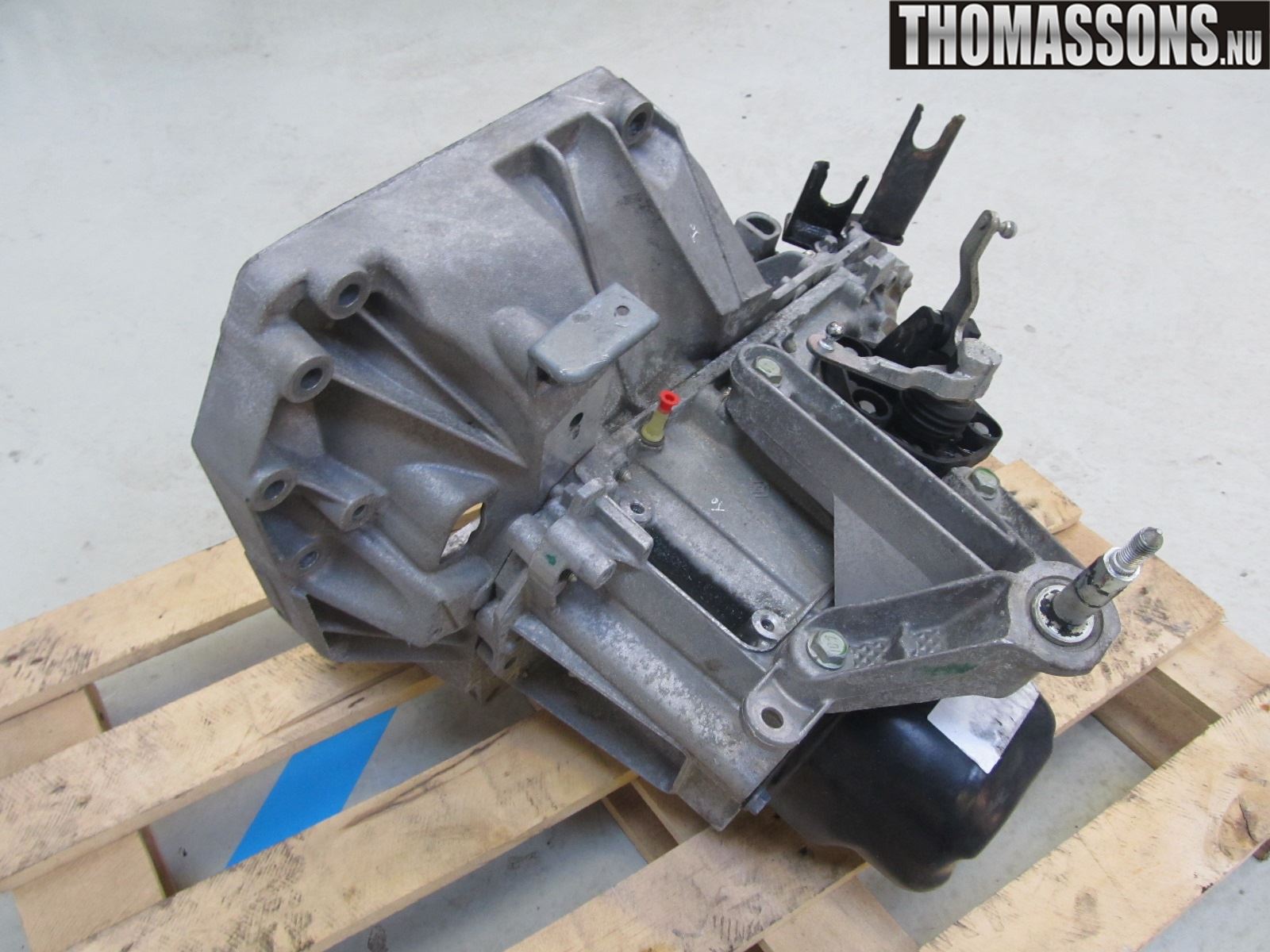 Nissan NOTE E11 06-14 Växellåda Man 5 Vxl