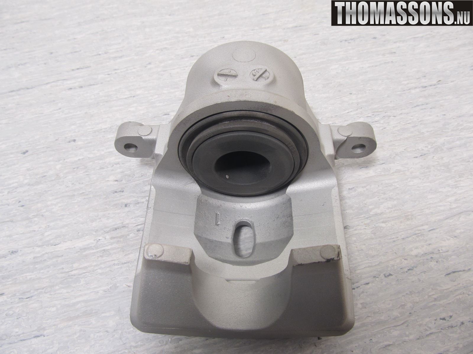 Toyota PRIUS NWH20 04-08 Bromsok Fram Höger