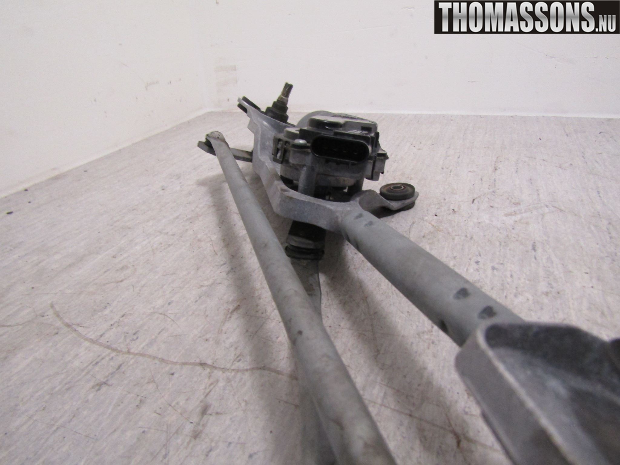 Opel INSIGNIA 09-16 Torkarmotor Vindruta