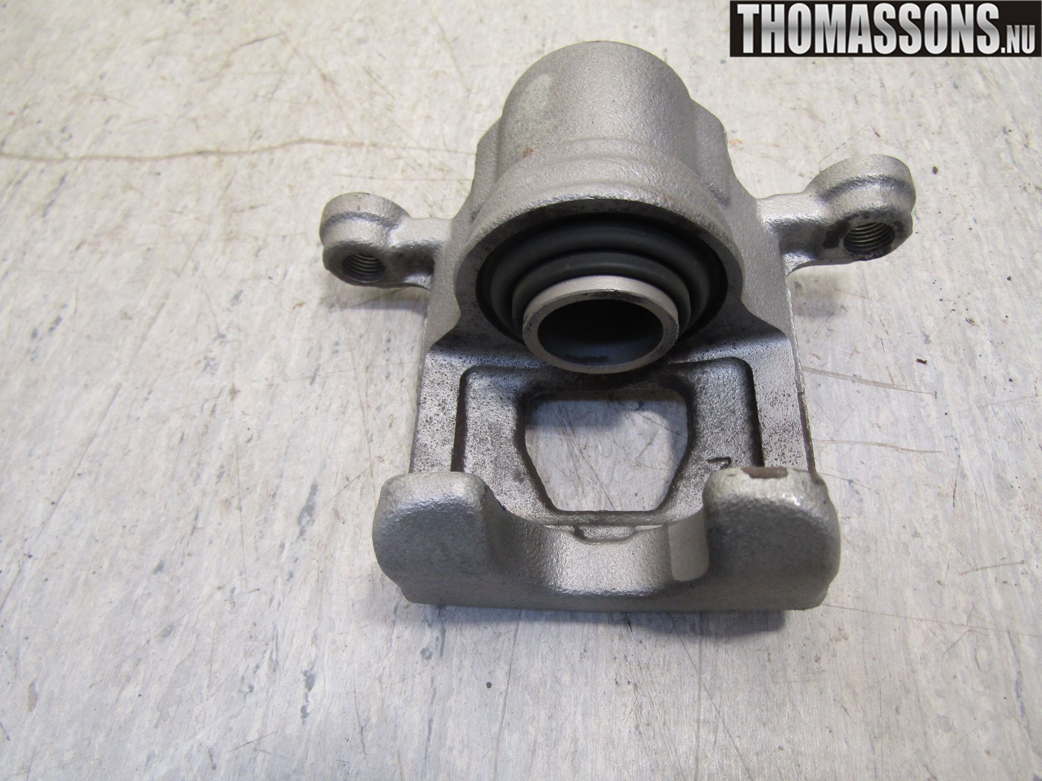 Nissan JUKE 10-14 Bromsok Bak Vänster