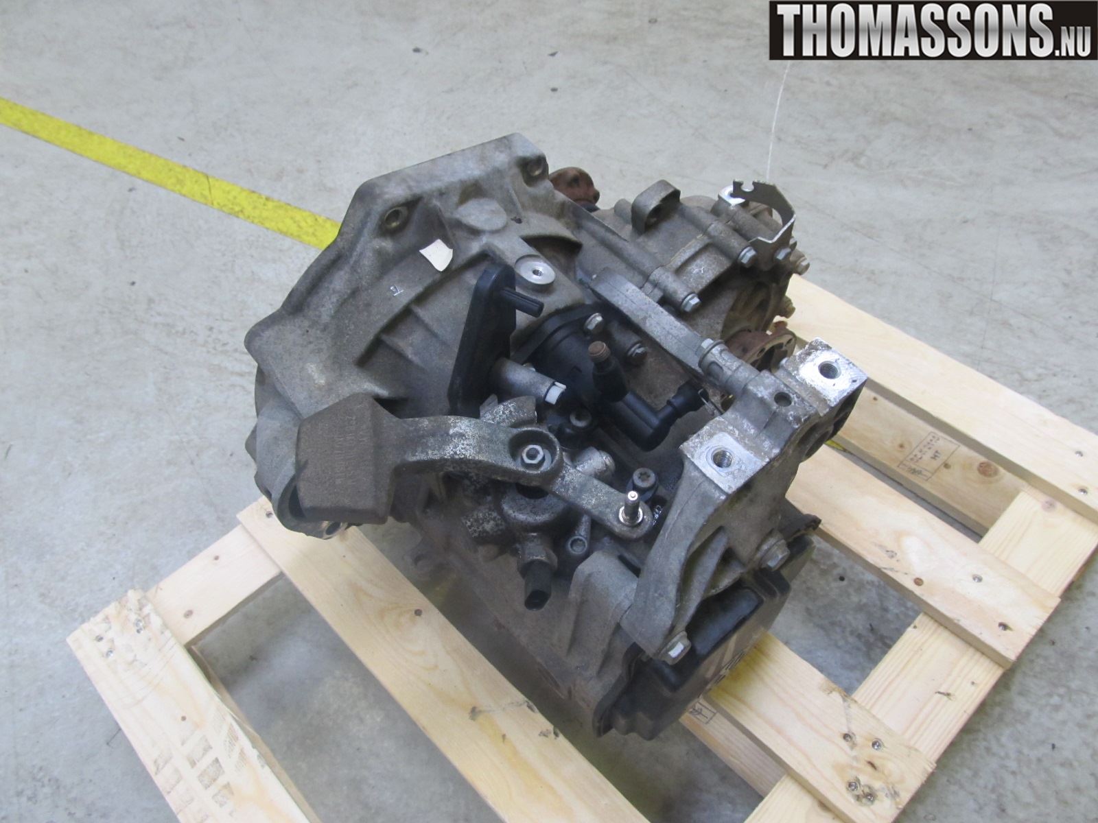 Volkswagen VW CADDY      04-10 Växellåda Man 5 Vxl