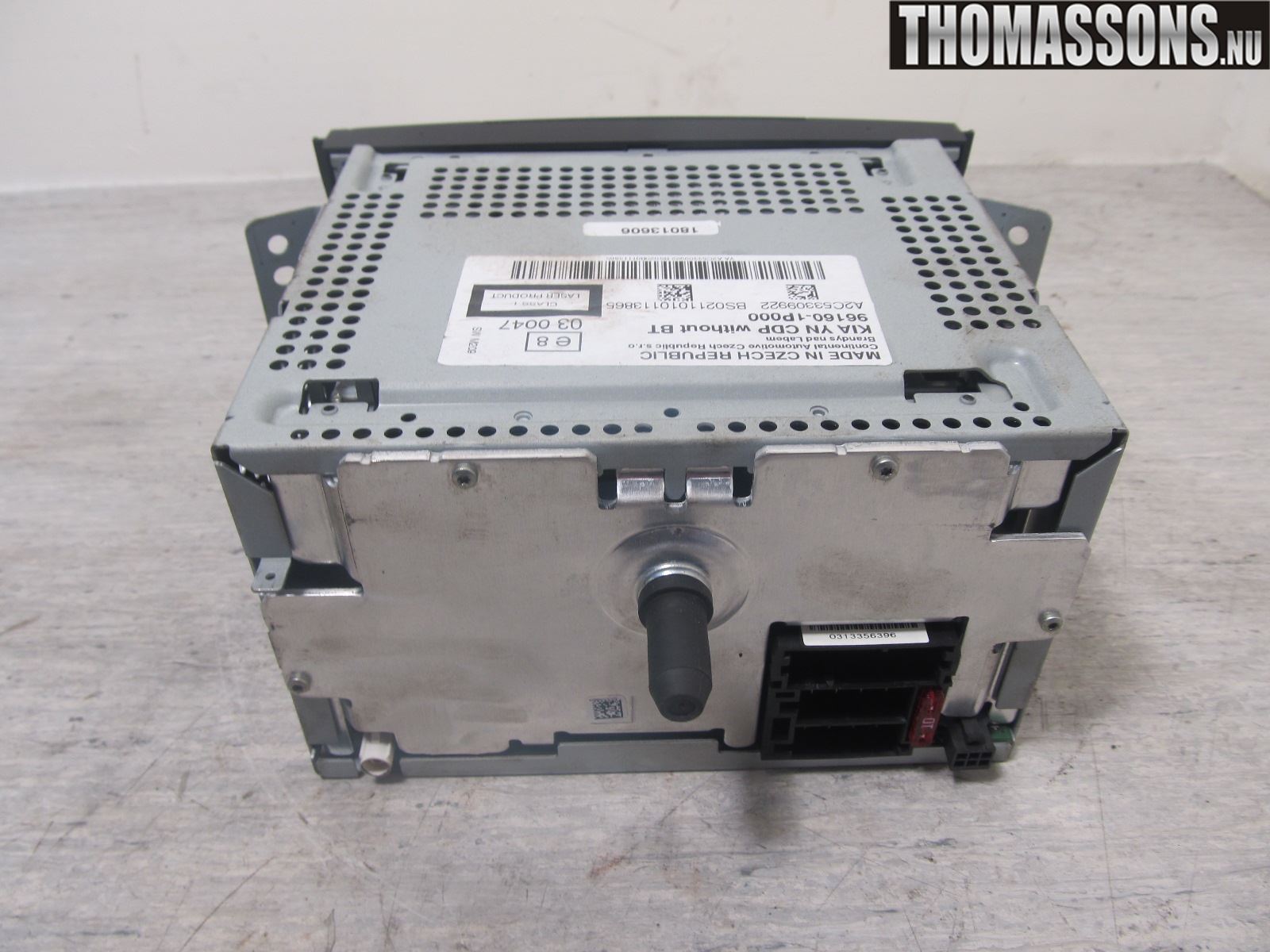 Kia VENGA 10-19 Radio