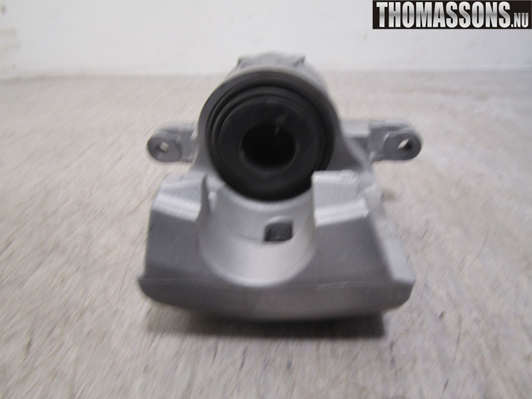 Lexus CT 200h Bromsok Fram Höger