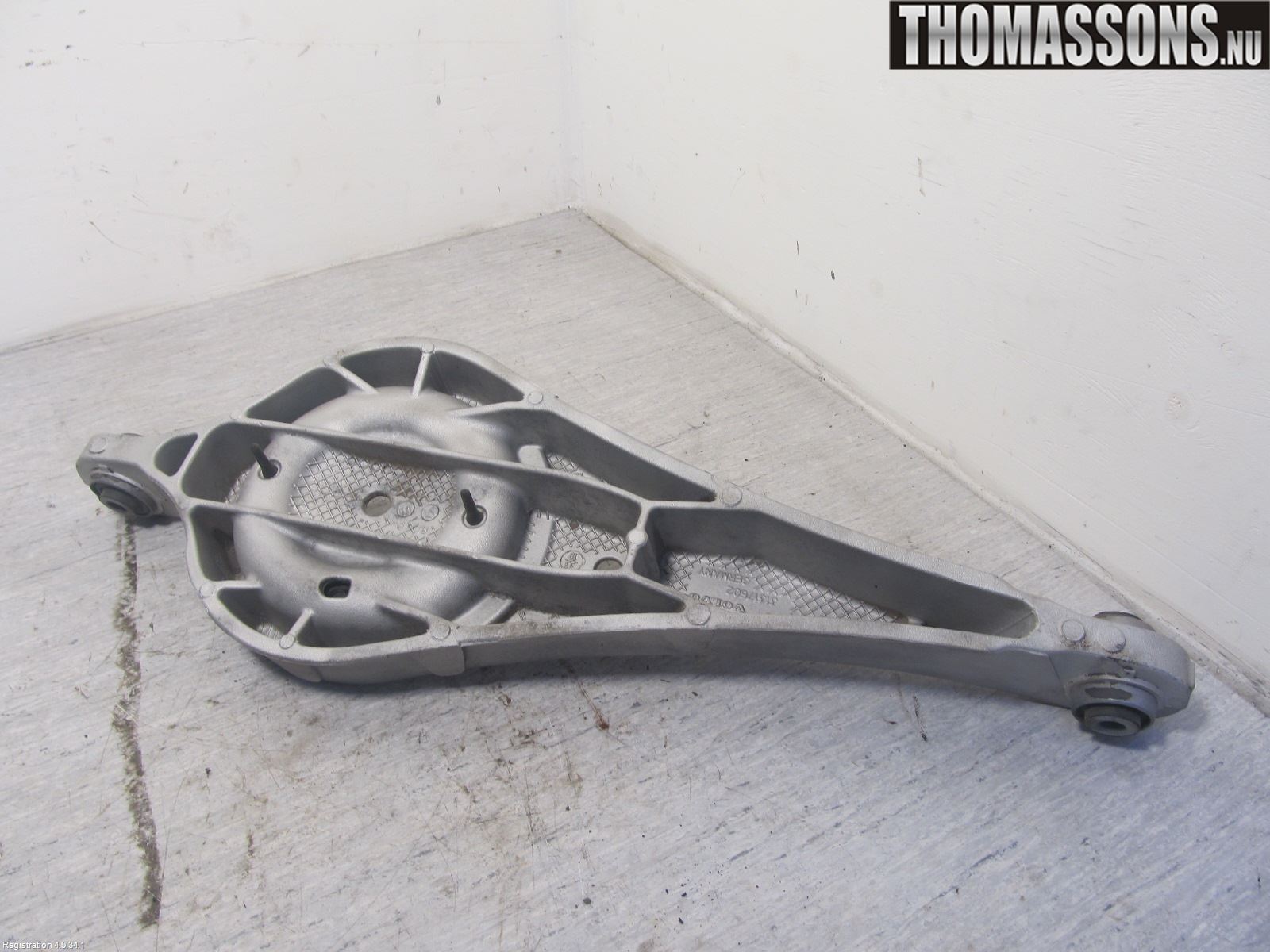 Volvo V70 08-13 Bärarm Bak Vänster