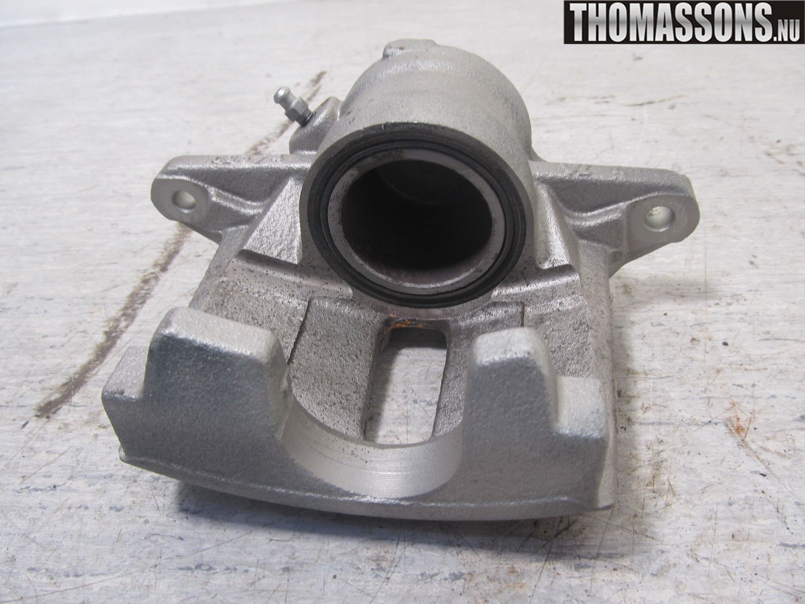 Peugeot 208 12-15 Bromsok Fram Vänster