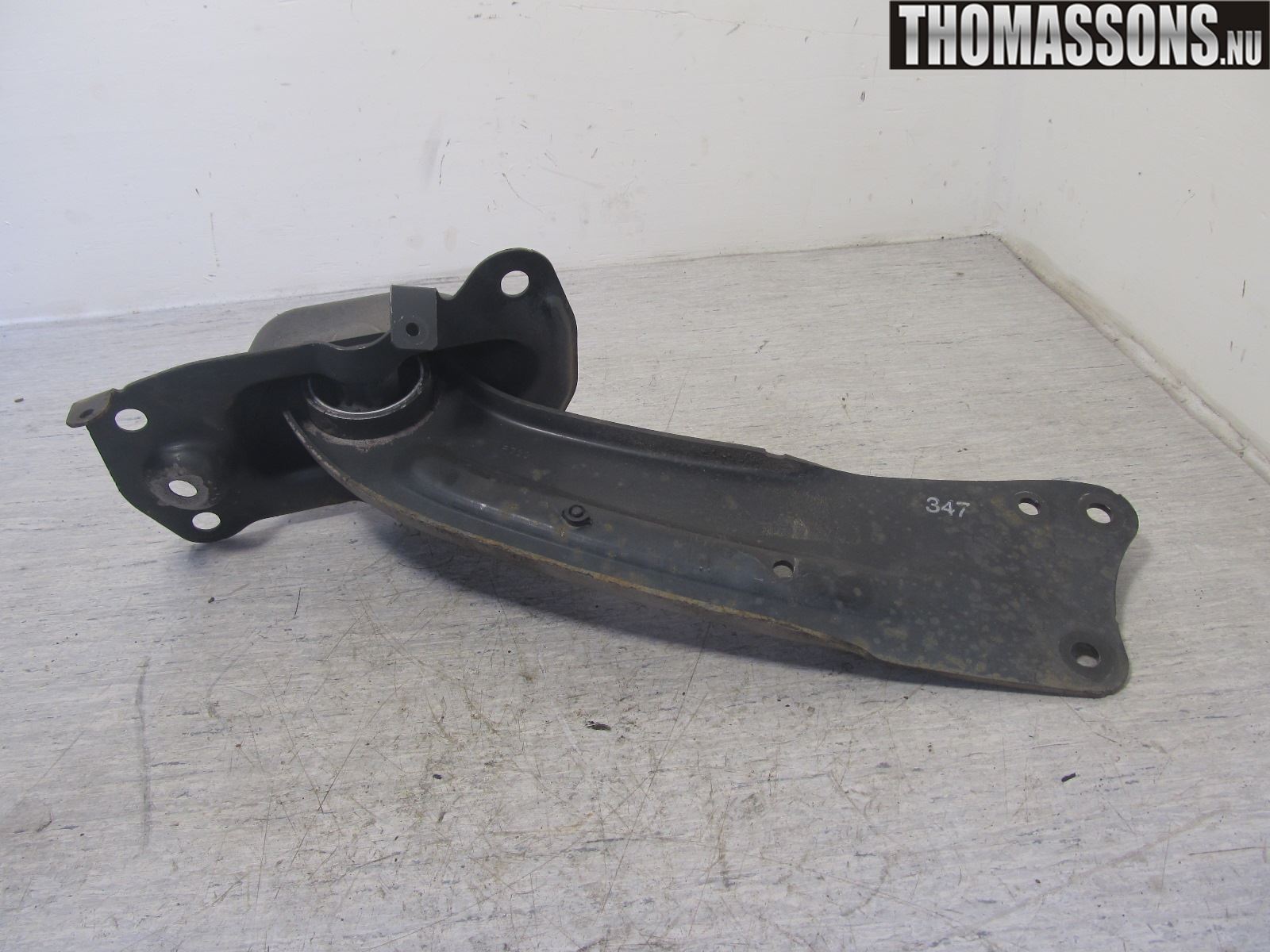 Volkswagen VW PASSAT 05-11 Bärarm Bak Höger