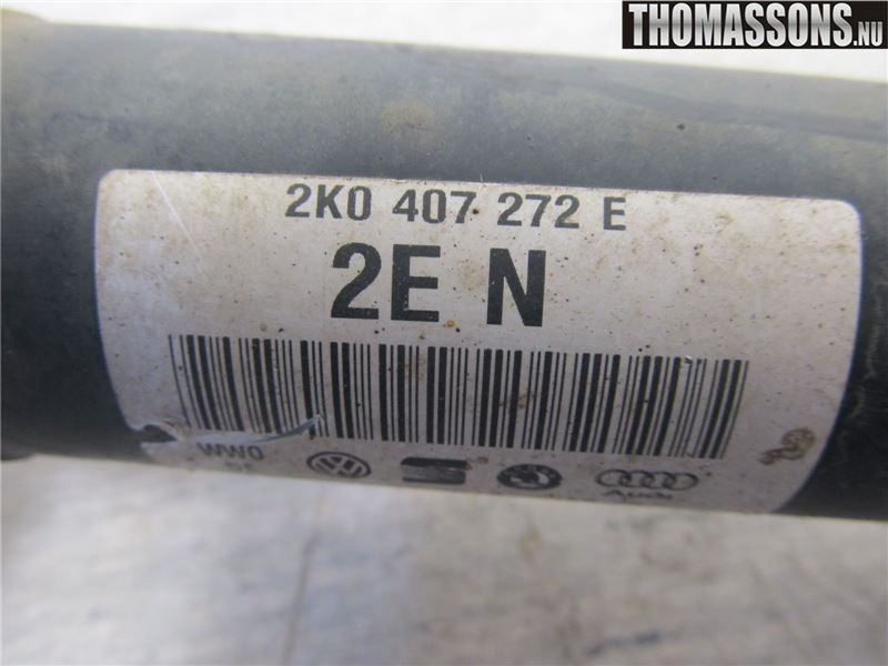 Volkswagen VW CADDY 11-15 Drivaxel Fram Höger